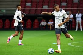 足球的可持 足球的可持